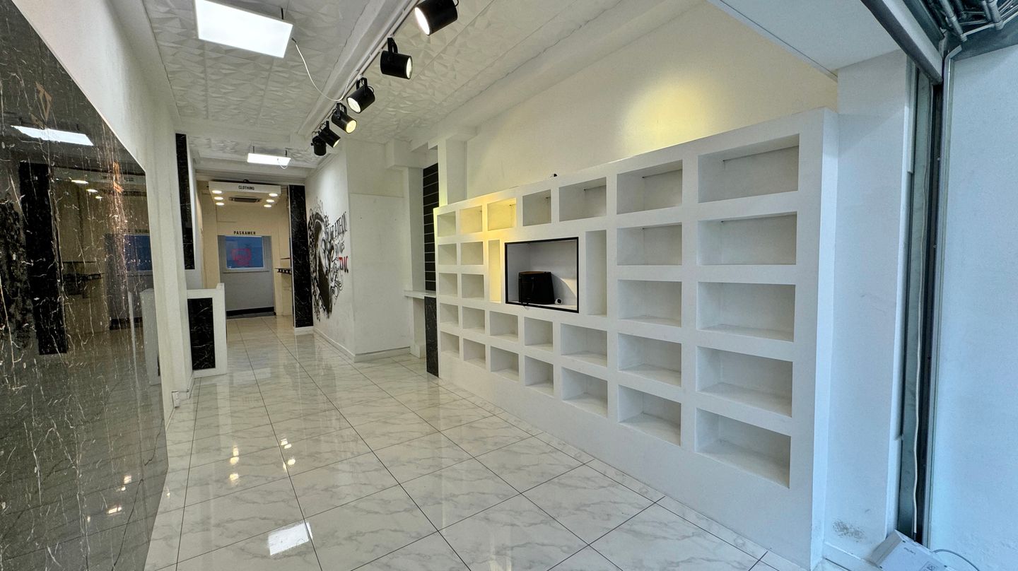 View photo 3 of Herestraat 5