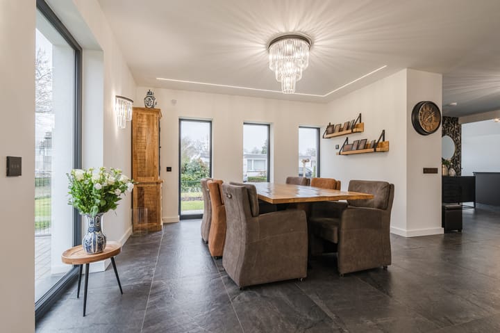 Foto 12 van Klaroenlaan 1