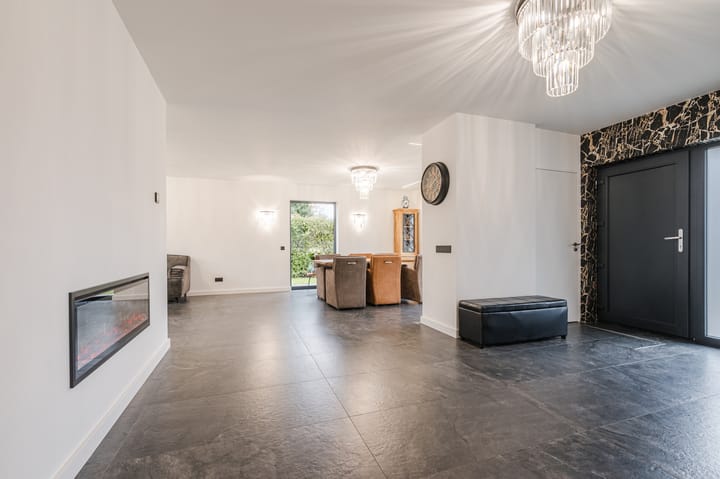 Foto 15 van Klaroenlaan 1