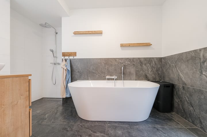 Foto 30 van Klaroenlaan 1