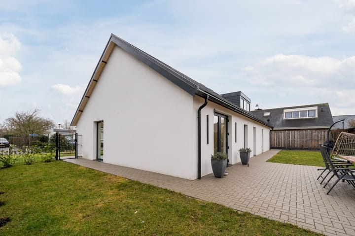 Foto 51 van Klaroenlaan 1