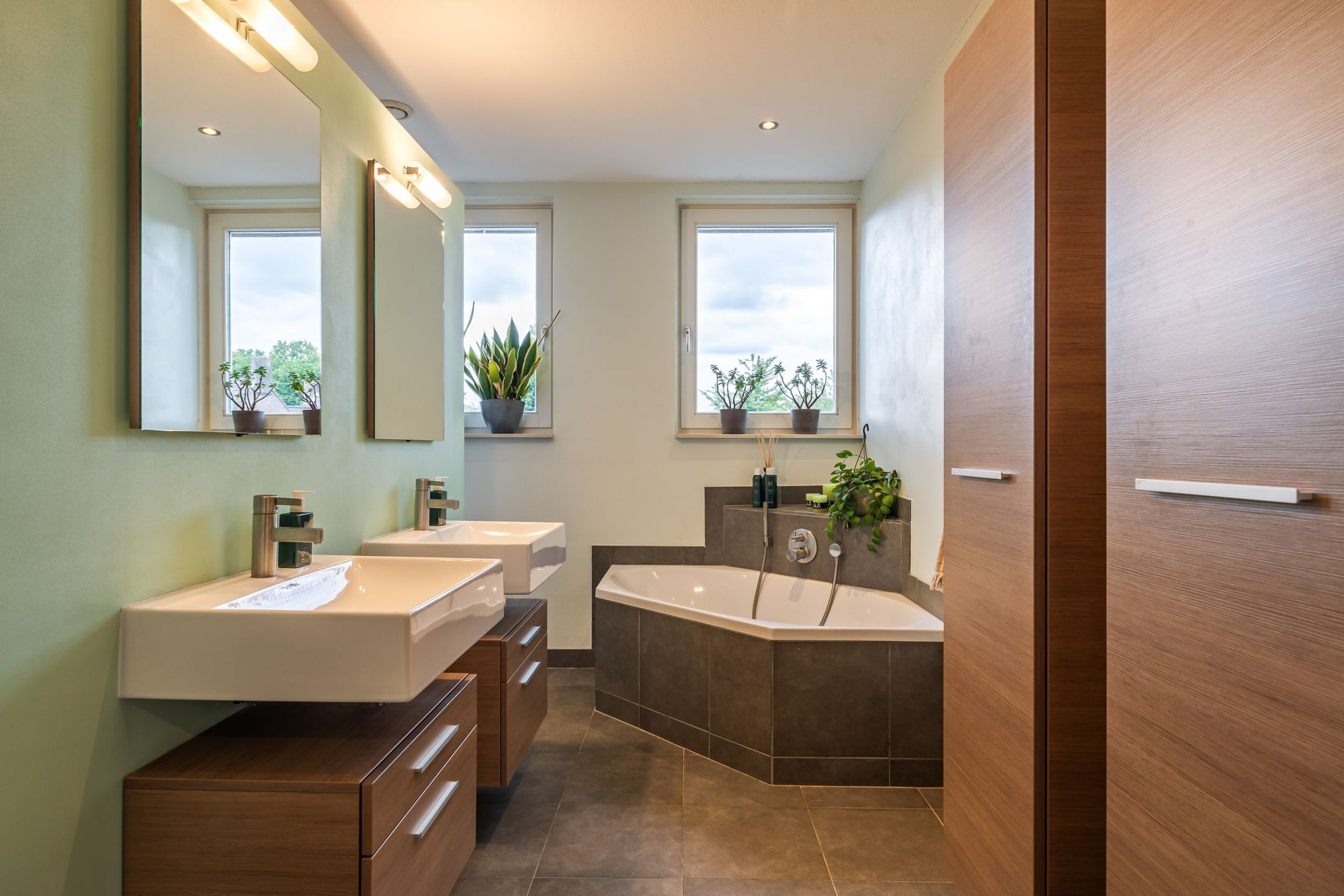 Foto 15 van Bisschop van Mierlostraat 162