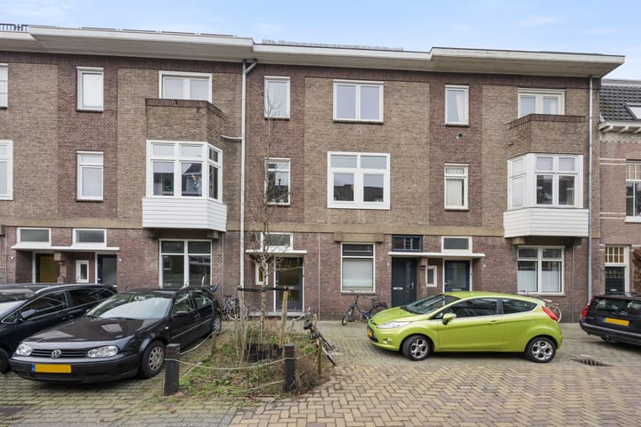 Evertsenstraat 22