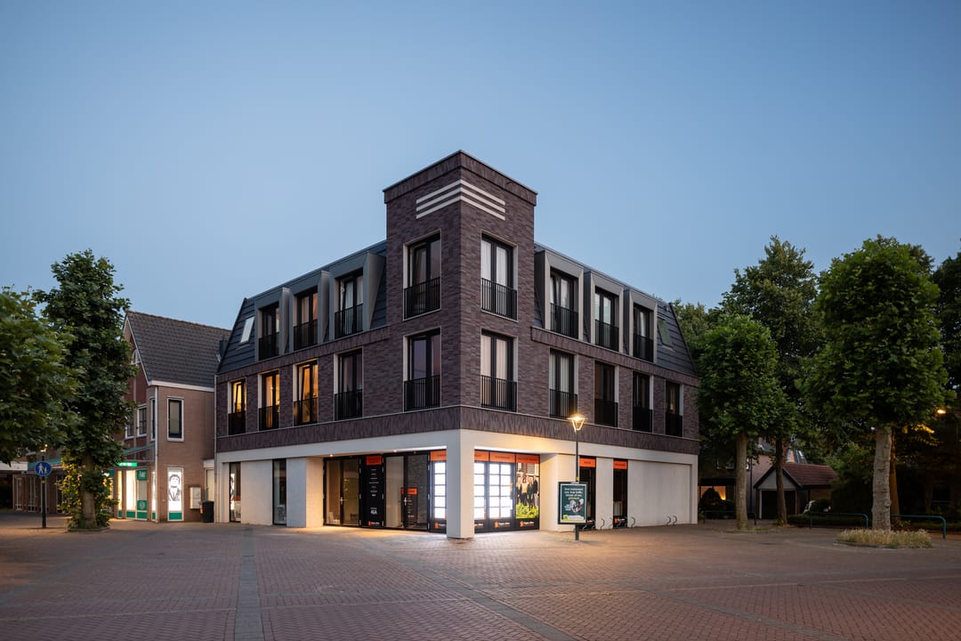 Photo 1 of Van Aostastraat 19