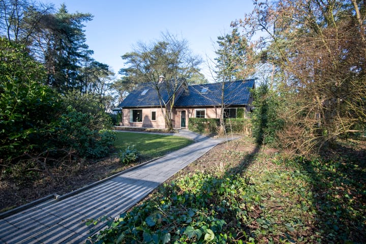 Foto 3 van Koningin Emmalaan 8