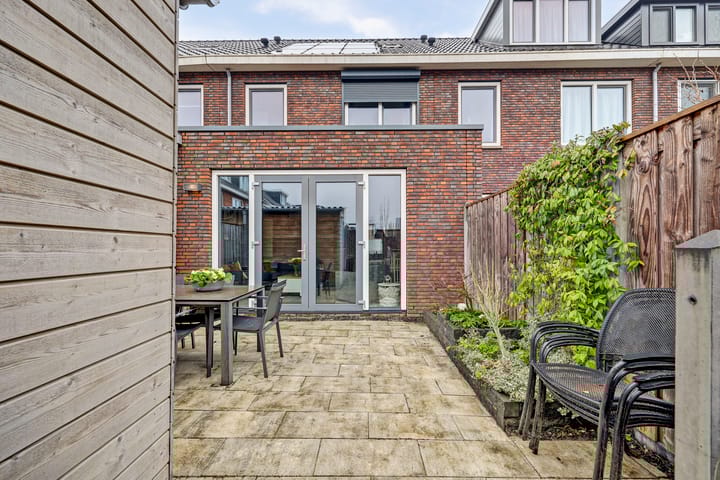 Foto 32 van Burgemeester van Dijkesingel 94