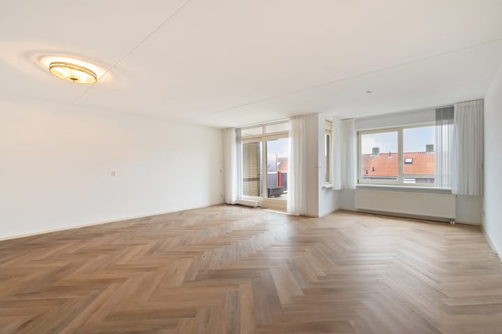 Photo 2 of Timorlaan 223