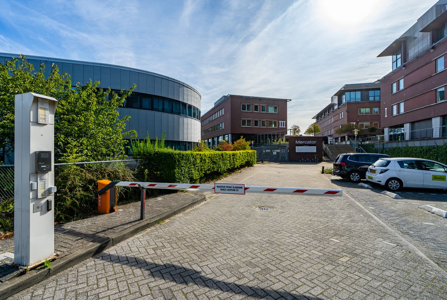 View photo 2 of Tielweg 26