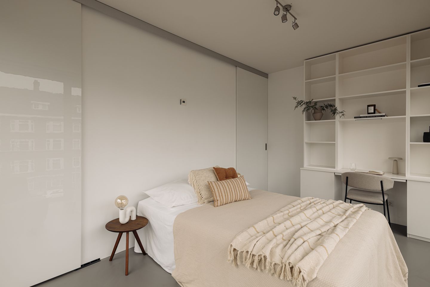 Foto 10 van Woestduinstraat 16-H