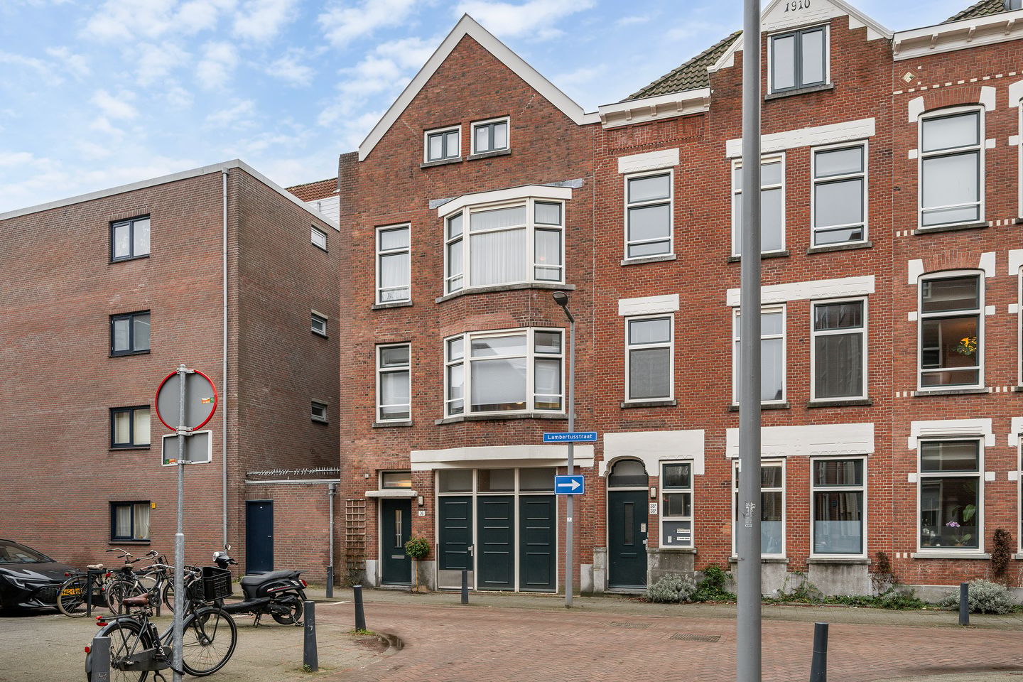 Photo 4 of Lambertusstraat 36
