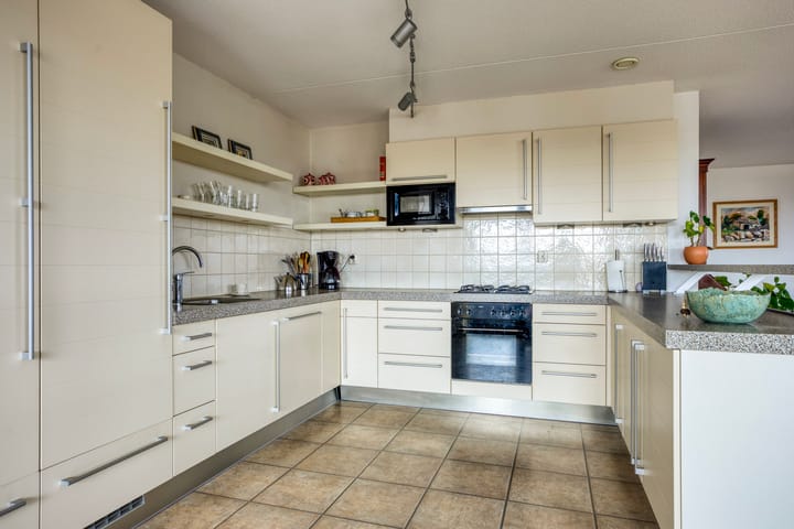 Foto 16 van Jan van Goyenstraat 59