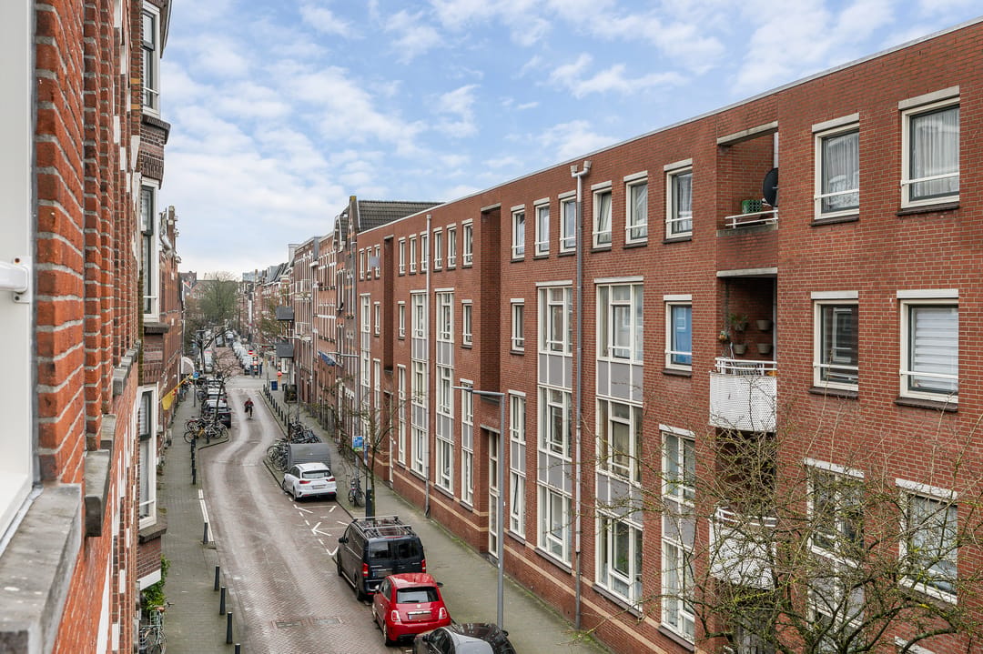 Photo 41 of Lambertusstraat 36