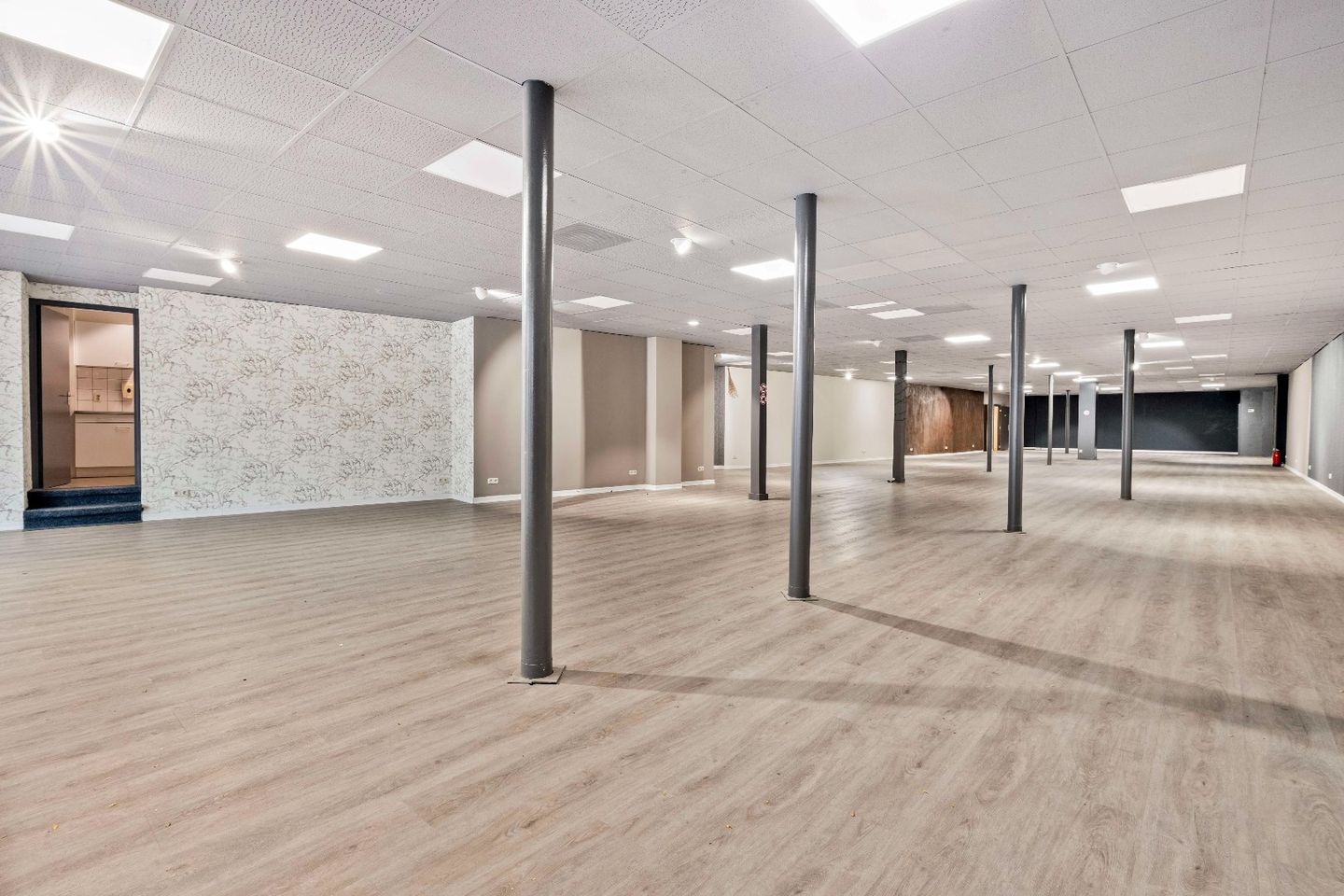 Bekijk foto 3 van Kloosterstraat 21