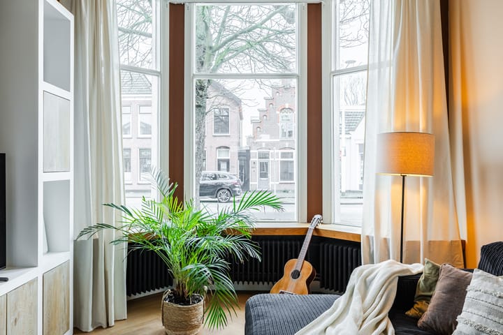 Photo 9 of Kennemerstraatweg 158