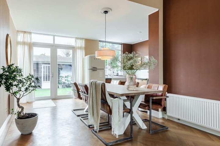 Photo 12 of Kennemerstraatweg 158