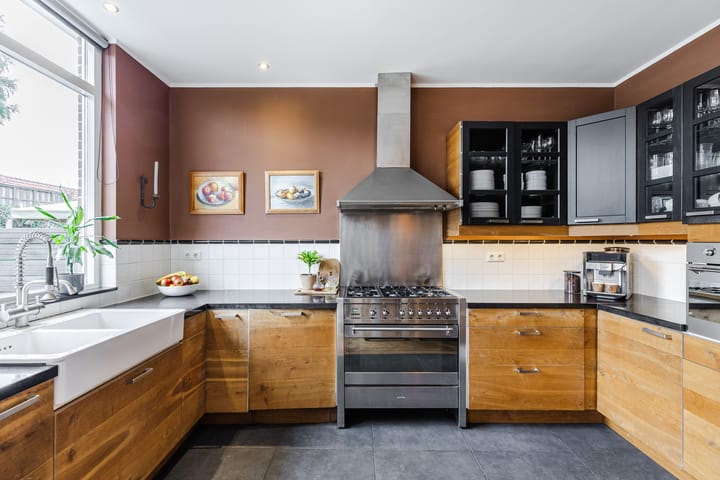 Photo 16 of Kennemerstraatweg 158