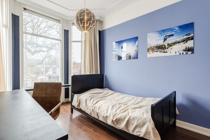 Photo 22 of Kennemerstraatweg 158