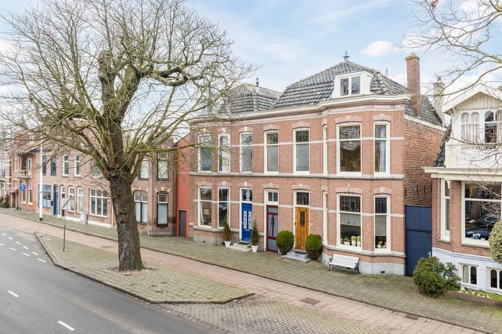 Photo 43 of Kennemerstraatweg 158