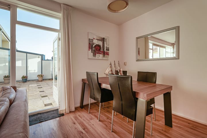 Photo 7 of Pieter Postsingel 68