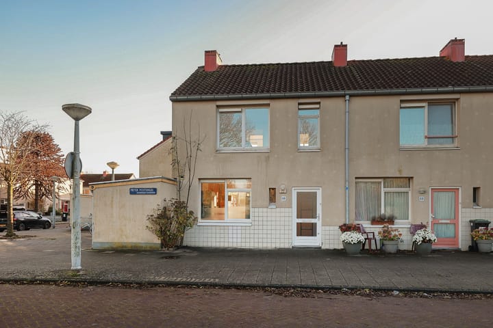 Photo 18 of Pieter Postsingel 68