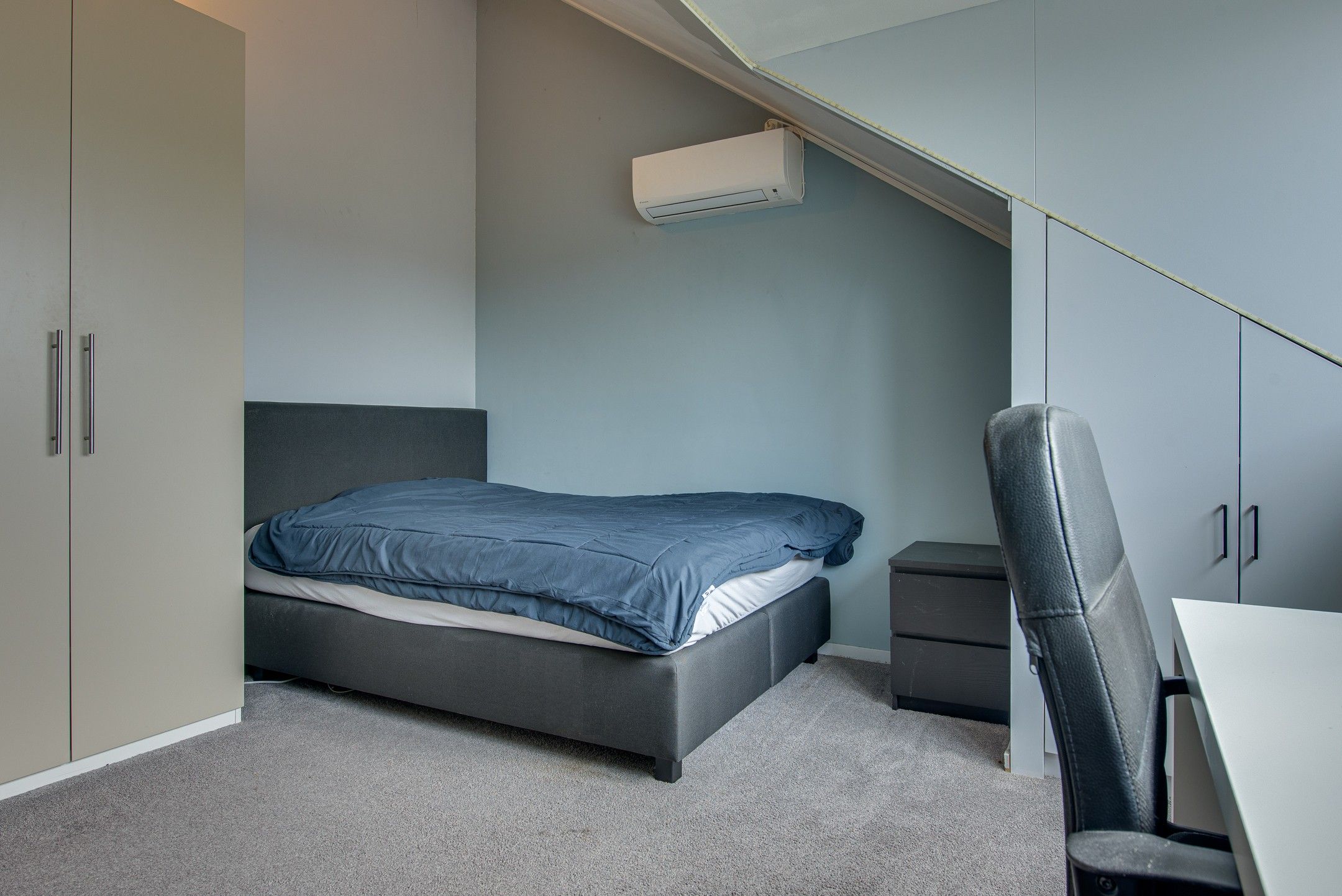 Photo 24 of Spade 19