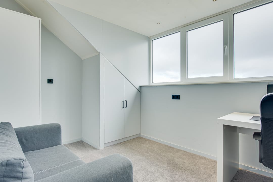 Photo 28 of Spade 19