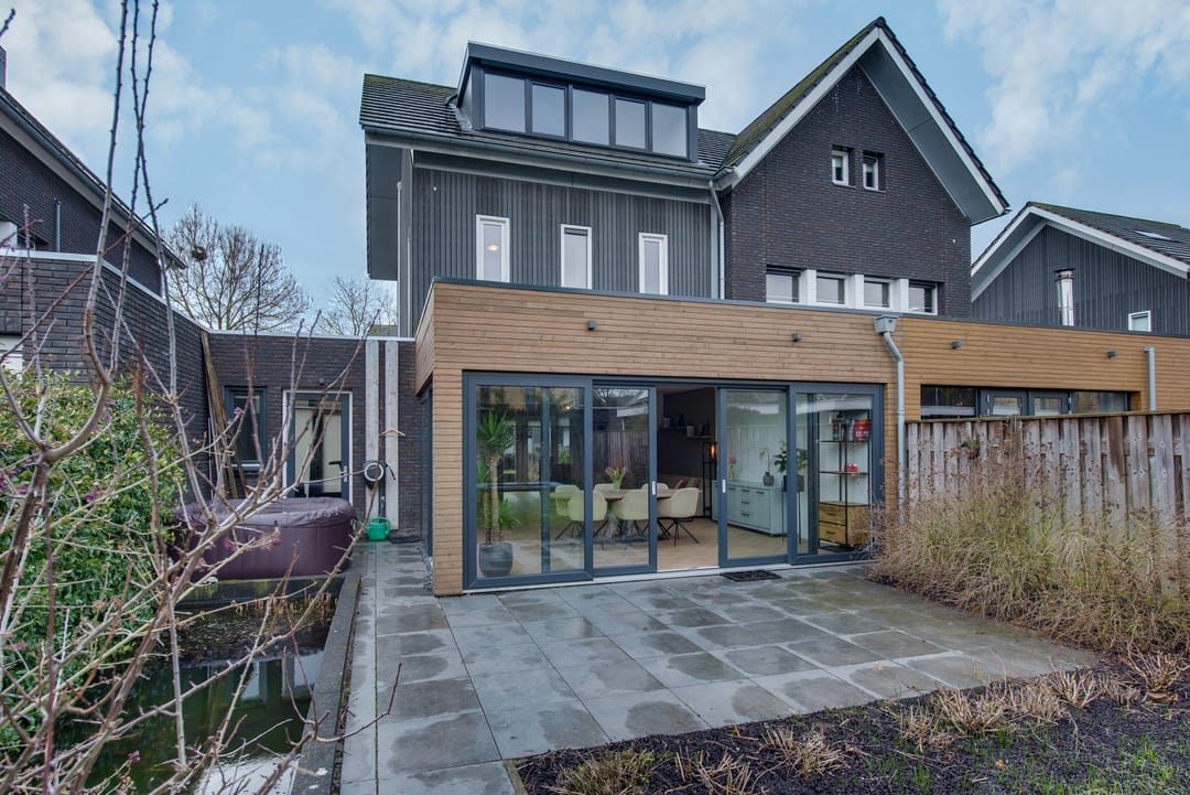 Photo 31 of Spade 19