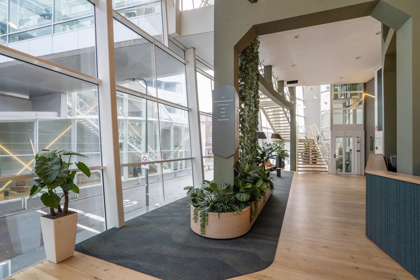 Bekijk foto 5 van Jan Pietersz. Coenstraat 7