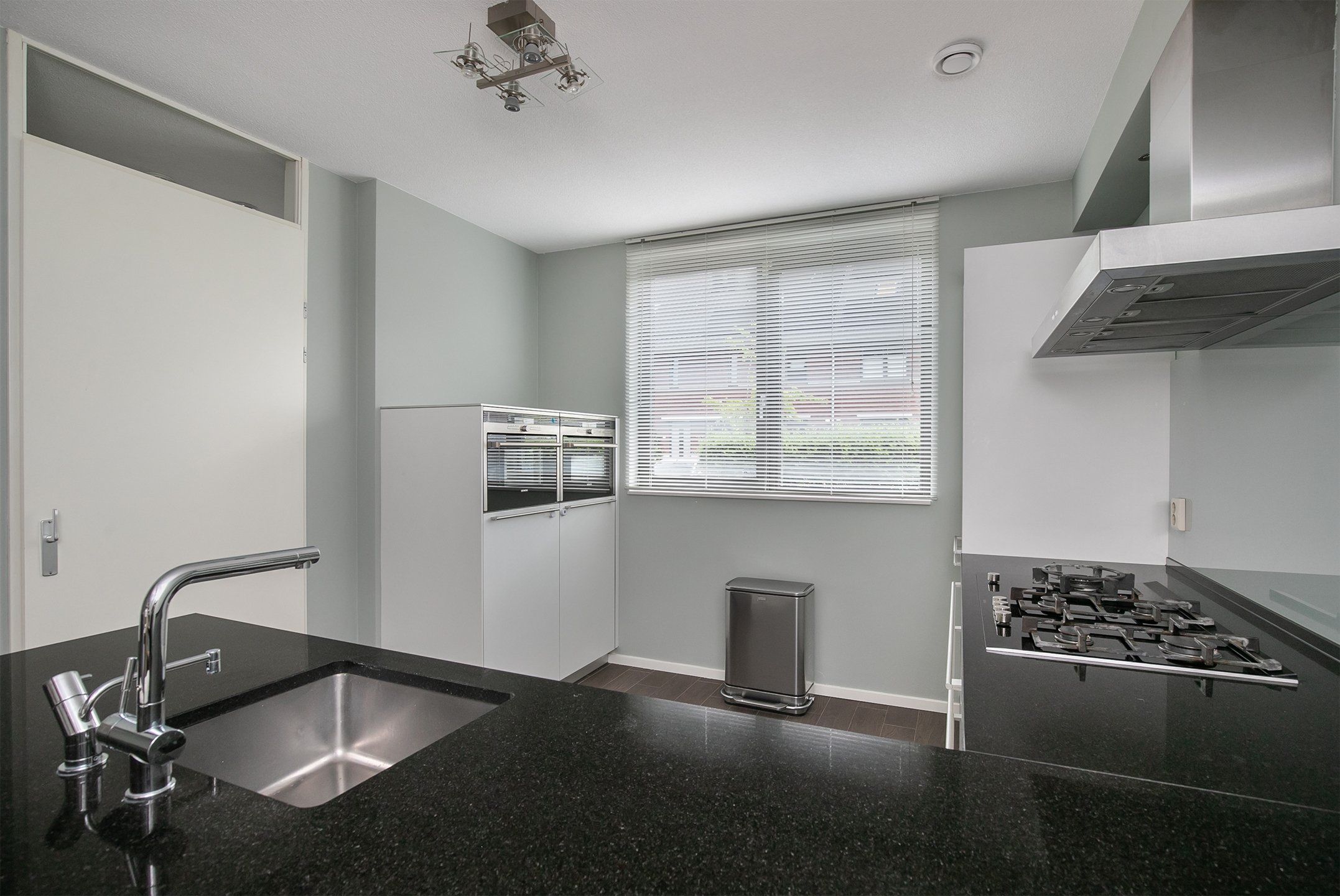 Foto 9 van Voormeerstraat 5