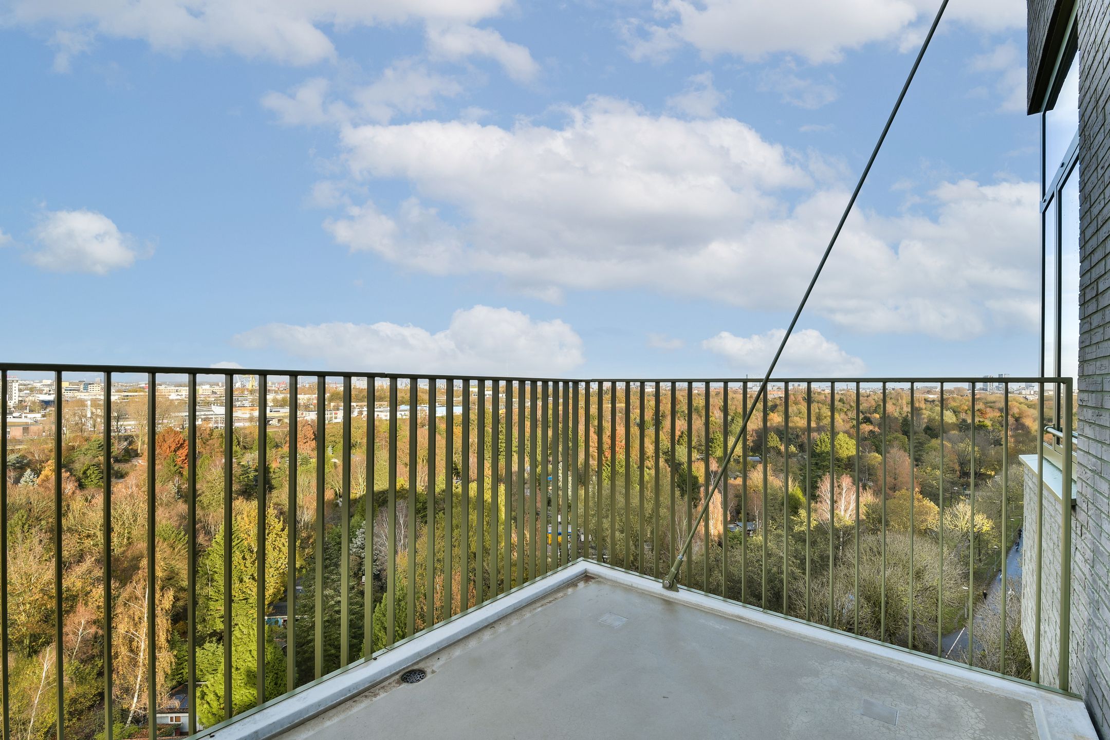 Foto 21 van Haarlemmerweg 1460