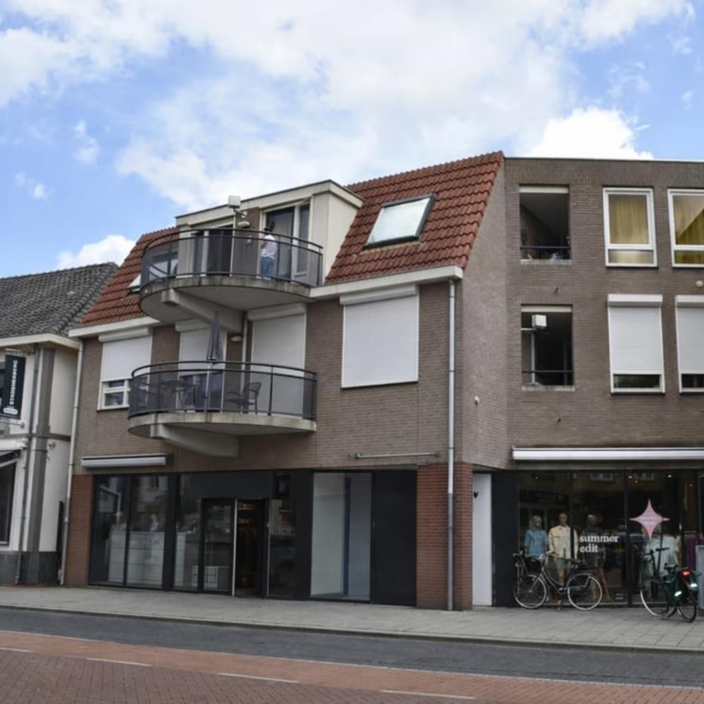 Bekijk foto 2 van Zandstraat 80