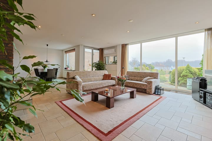 Photo 3 of Barnsteenstraat 31