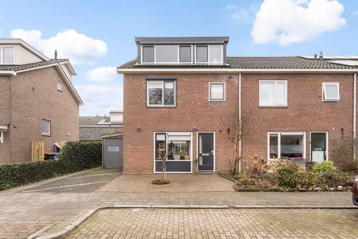 Foto 2 van Klaproosweg 11