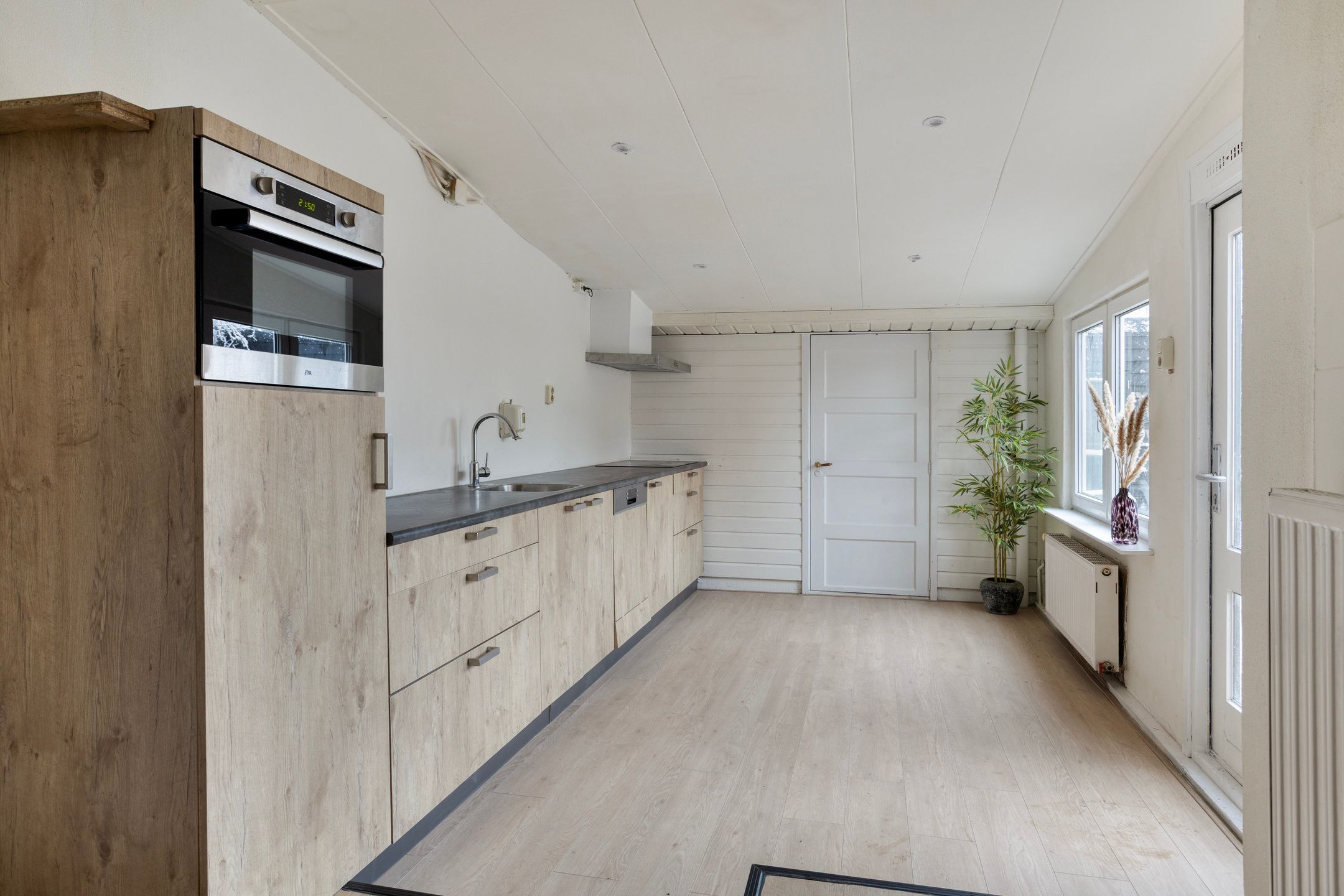 Photo 15 of Ds.B.J.Aderstraat 15