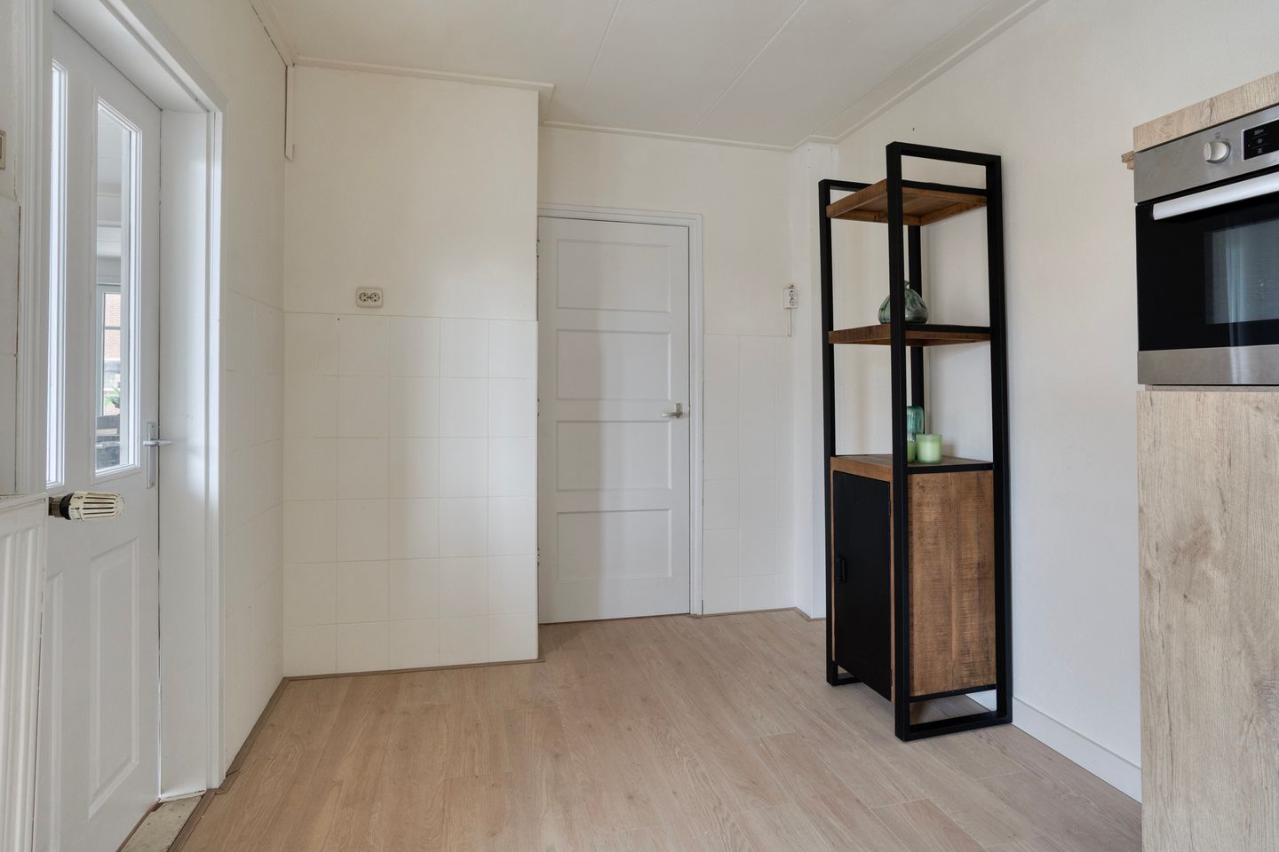 Photo 19 of Ds.B.J.Aderstraat 15