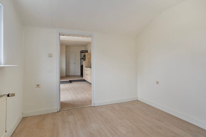 Foto 21 van Ds.B.J.Aderstraat 15