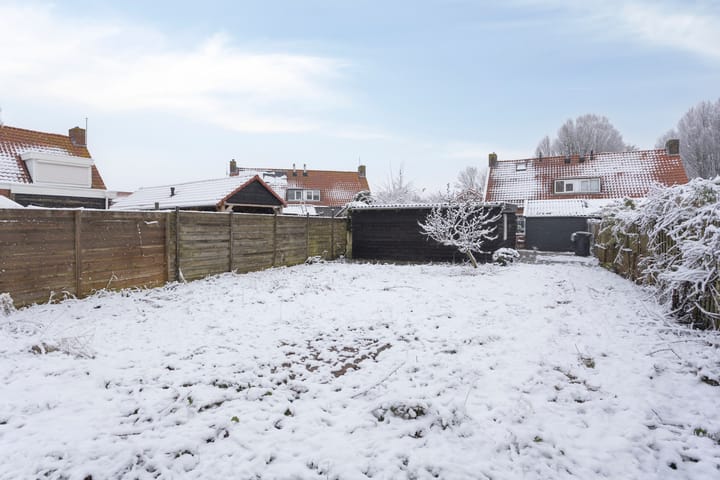 Foto 36 van Ds.B.J.Aderstraat 15