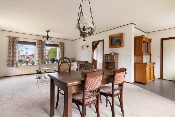 Photo 10 of Kerkstraat 215