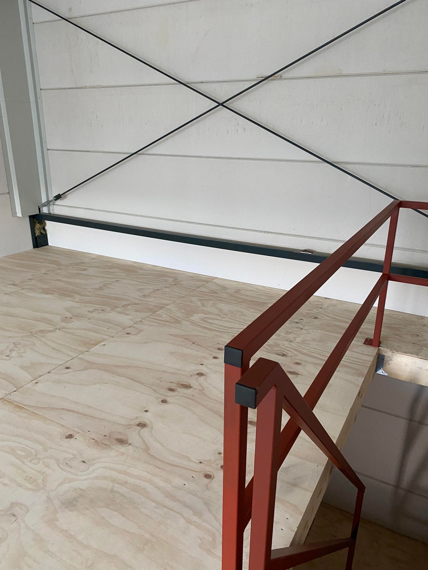 Bekijk foto 5 van Productieweg 42