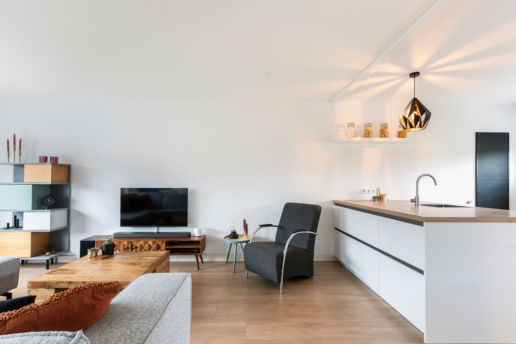 Foto 12 van Hoefbladlaan 63