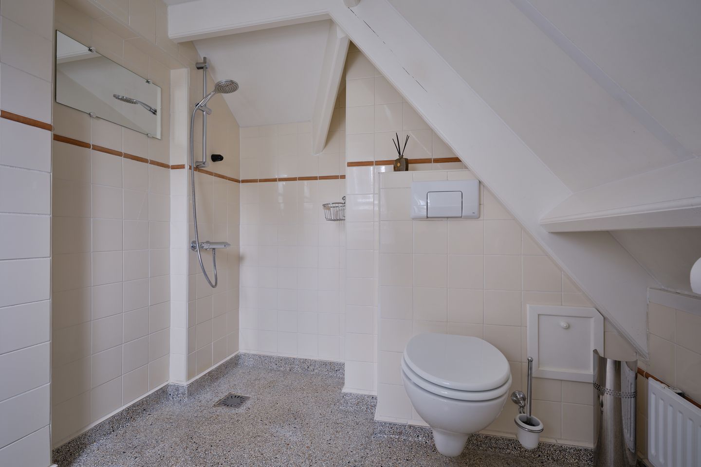 Foto 20 van Leidsestraatweg 15