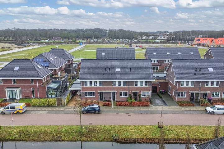 Foto 2 van Dagpauwoog 52