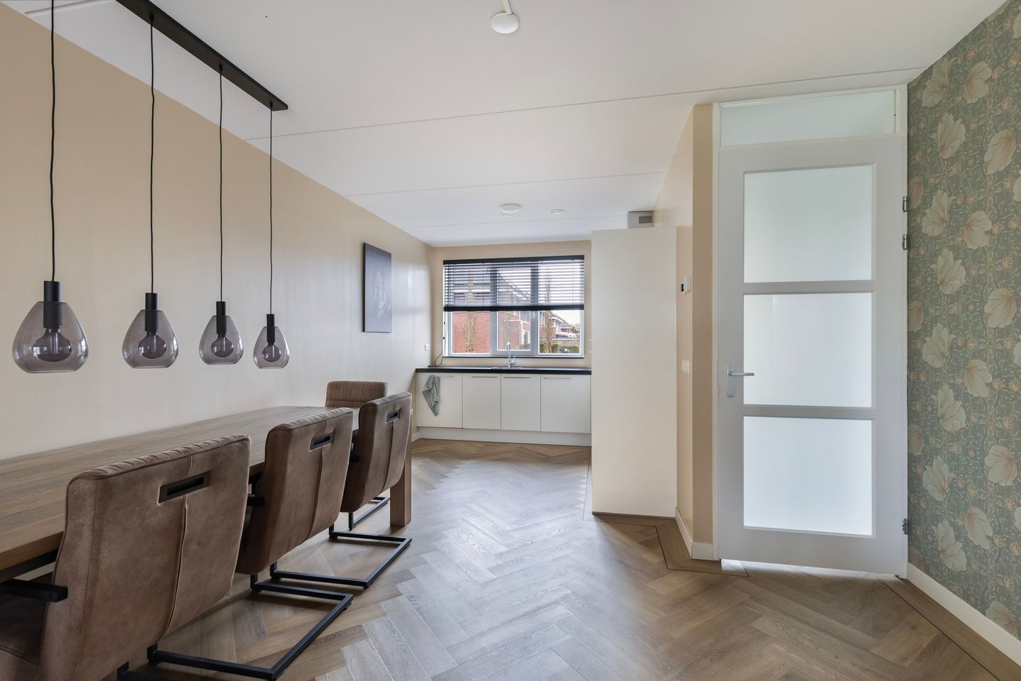 Foto 10 van Dagpauwoog 52