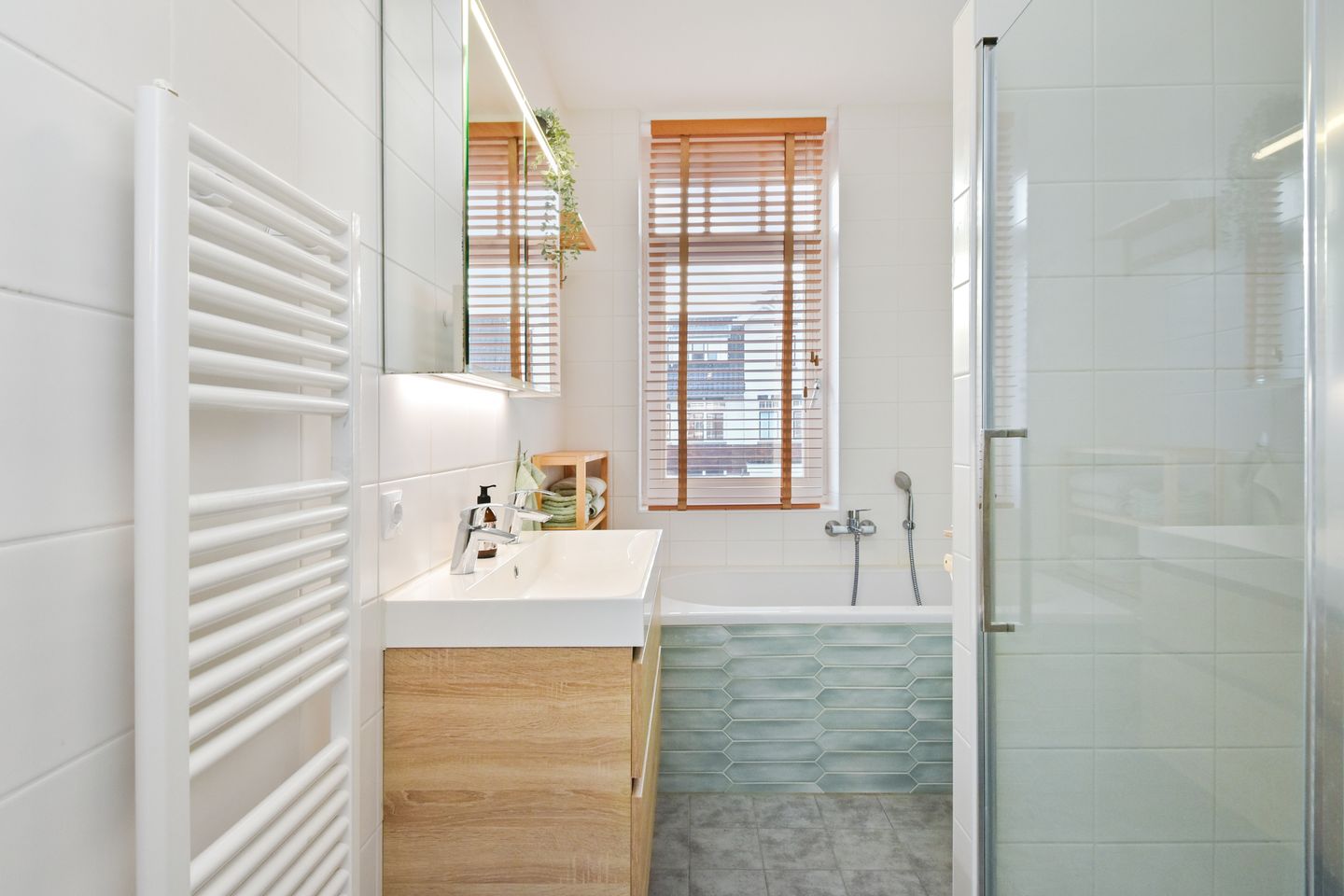 Foto 29 van Westmadeweg 103