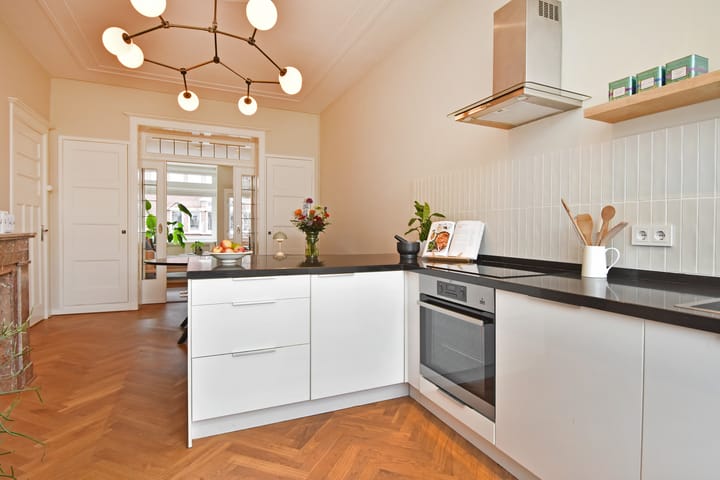 Photo 2 of Stuyvesantstraat 136