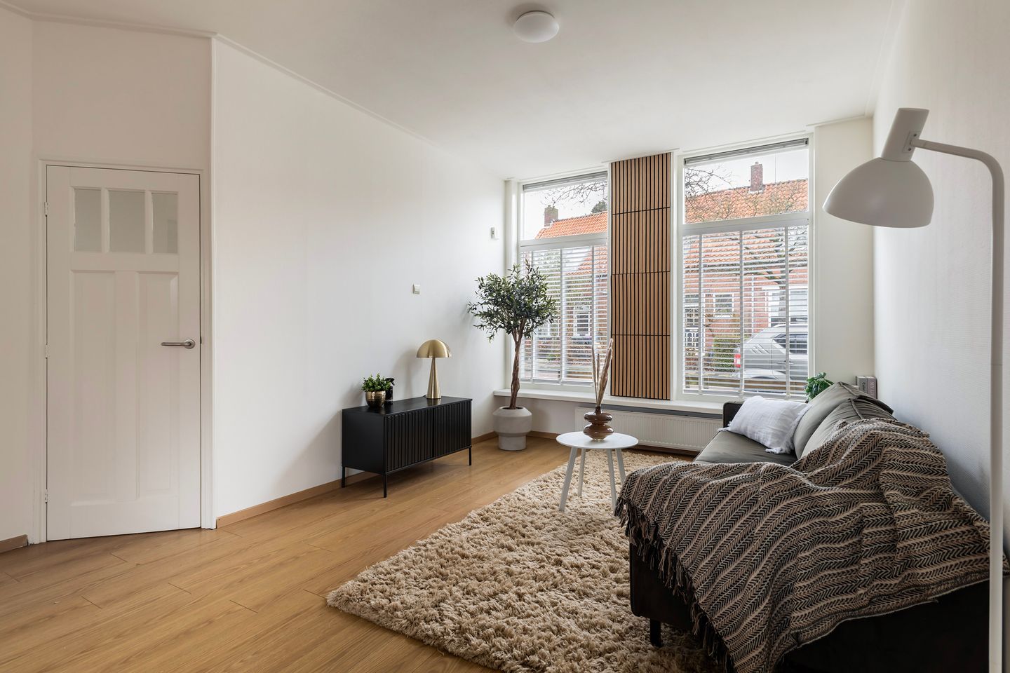 Photo 5 of Leliestraat 8