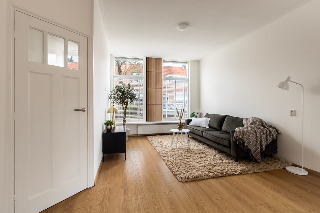 Photo 8 of Leliestraat 8