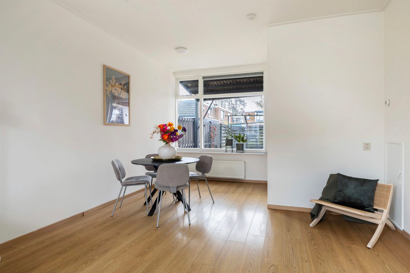 Photo 10 of Leliestraat 8