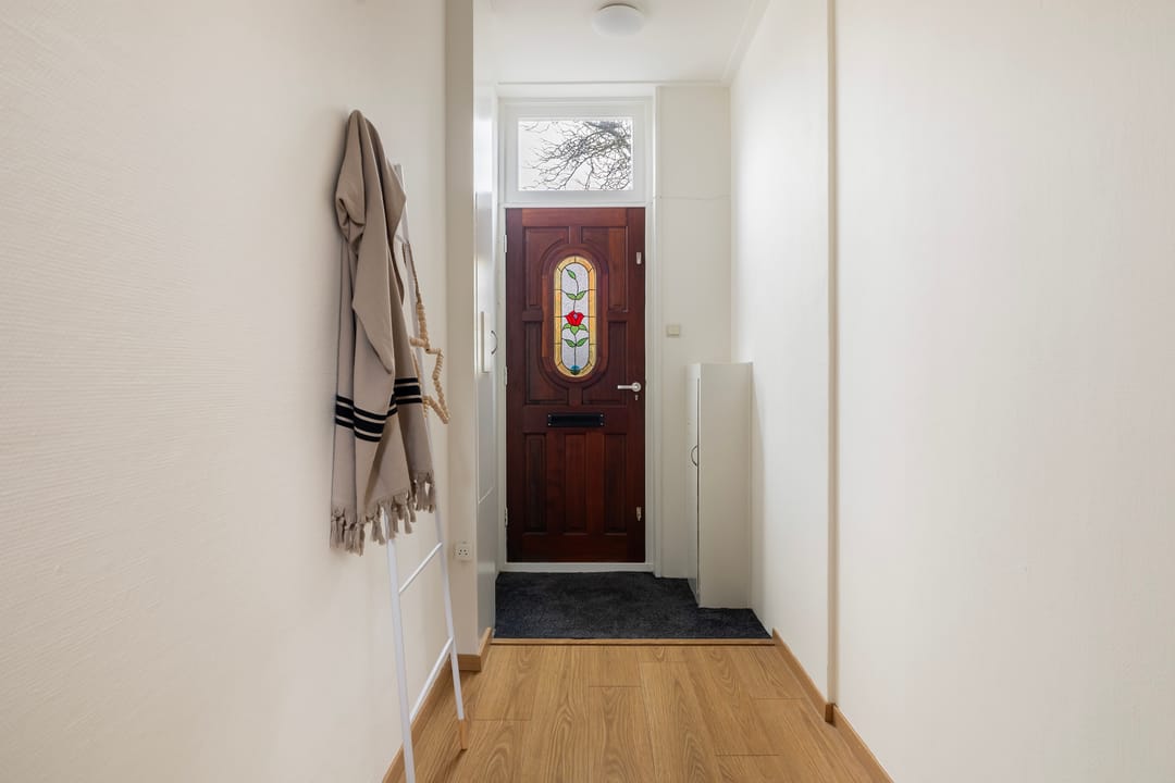 Photo 22 of Leliestraat 8