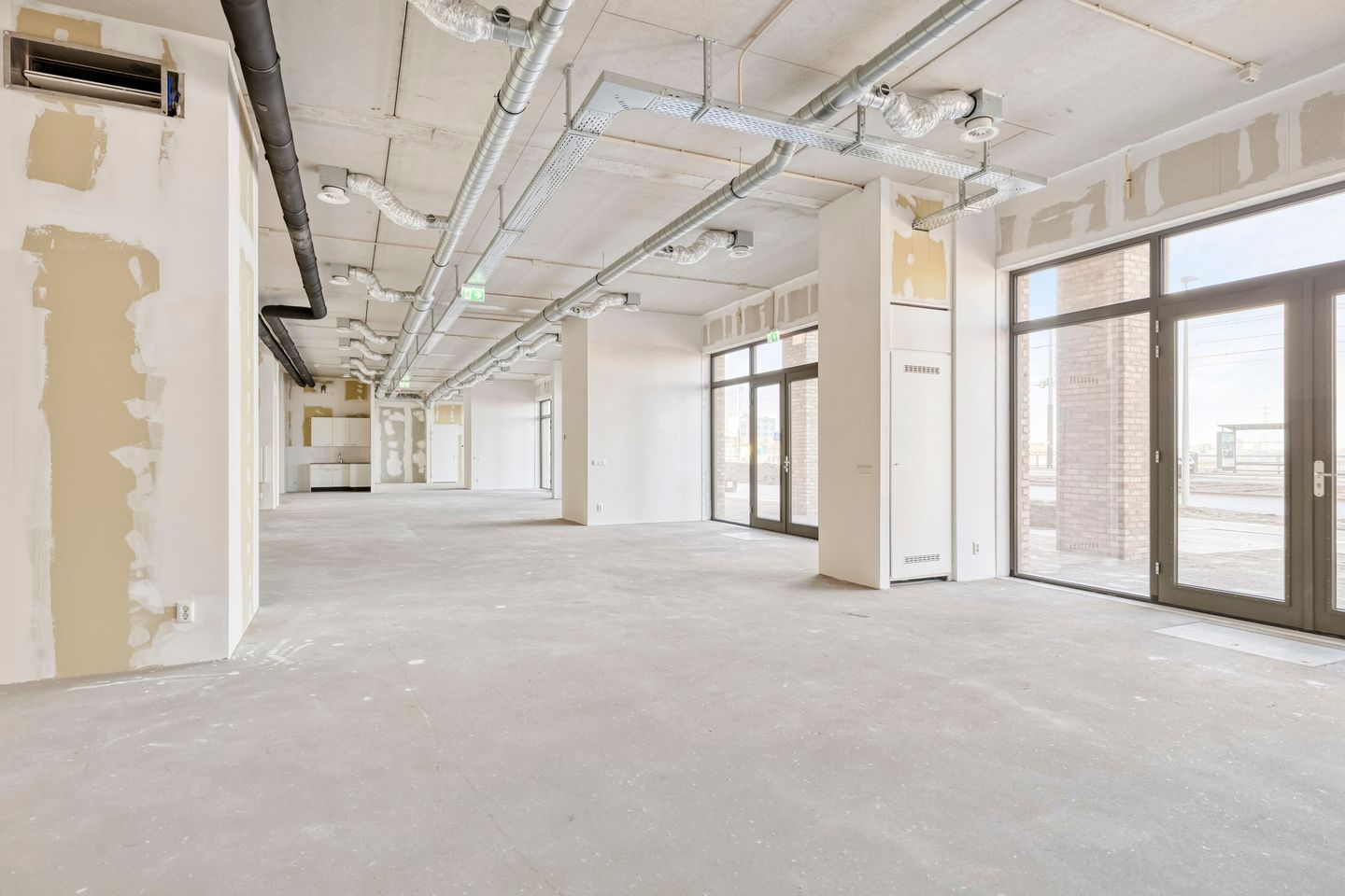 Bekijk foto 4 van Pampuslaan 356